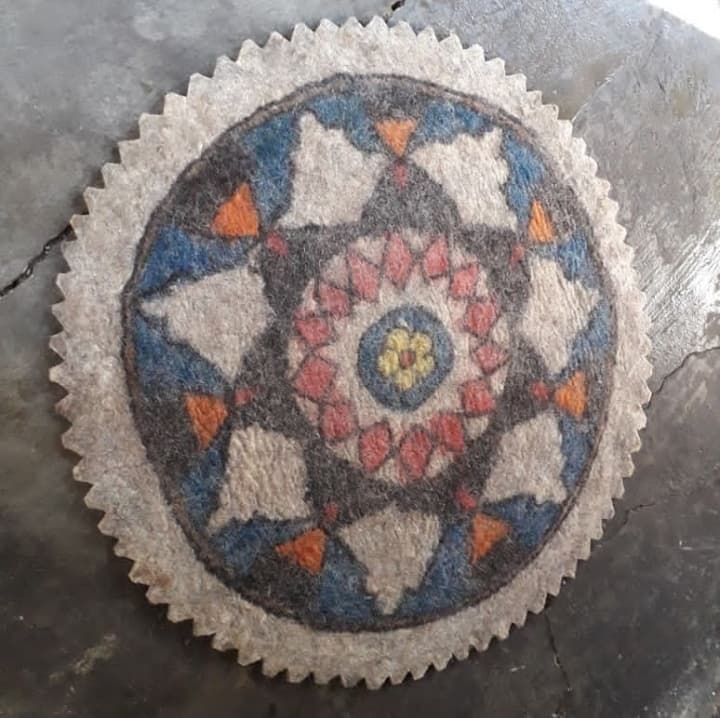 نمد گرد یک متری کد 10904