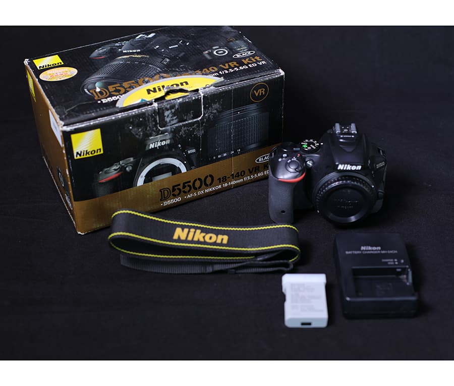 دوربین Nikon D5500 دست دوم