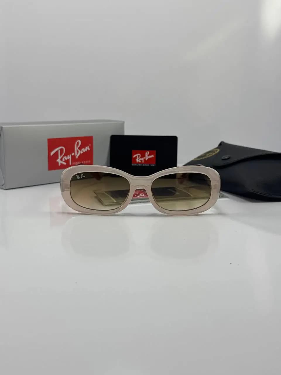 عینک ریبن صورتی عسلی rayban rb-2221 f — تصویر ۲
