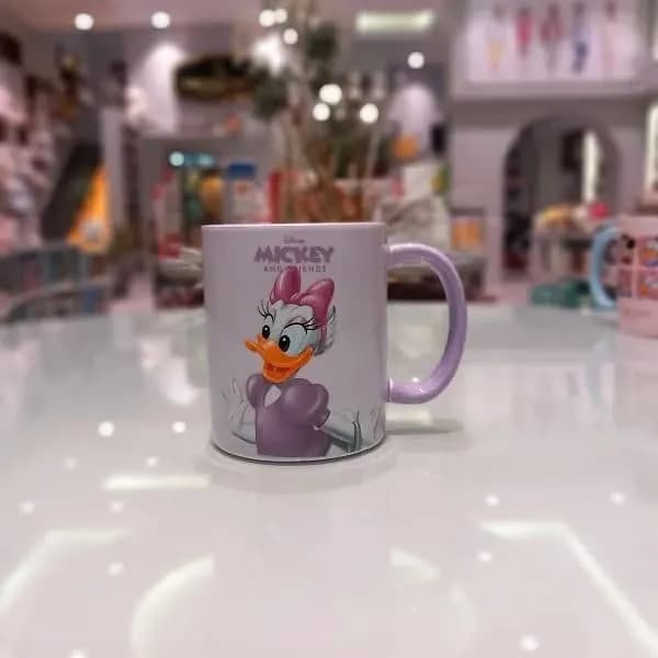 لیوان دیزنی بزرگ — تصویر ۳