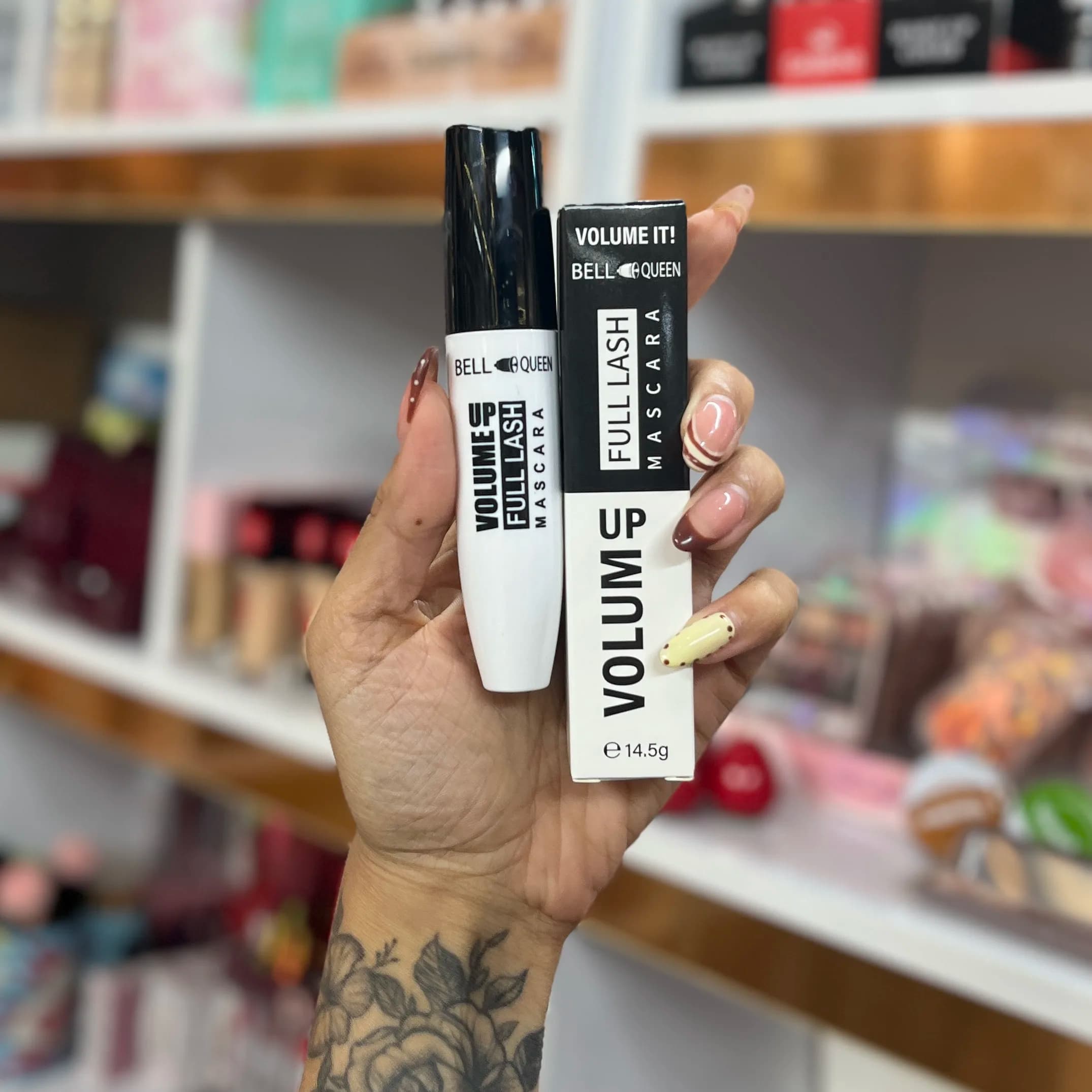 ریمل بل سفید مشکی مدل Volume Up Full Lash حجم 15 میل