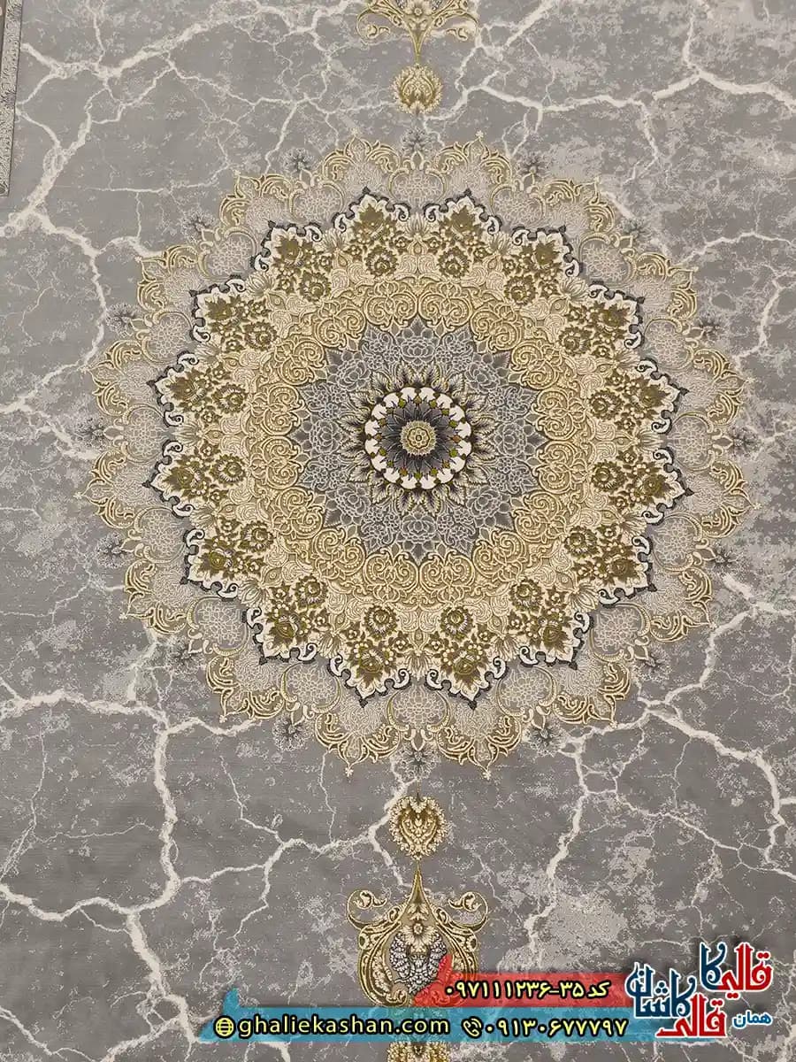 فرش طلاکوب 1200 شانه طرح نسیم رنگ طوسی نقره ای گل برجسته کاشان — تصویر ۸