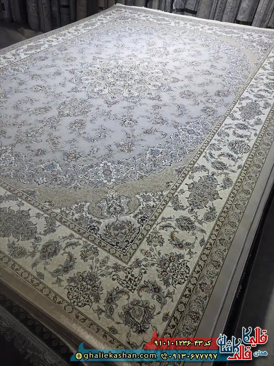 فرش کلاسیک 1200 شانه طرح فروغ رنگ طوسی فیلی کاشان