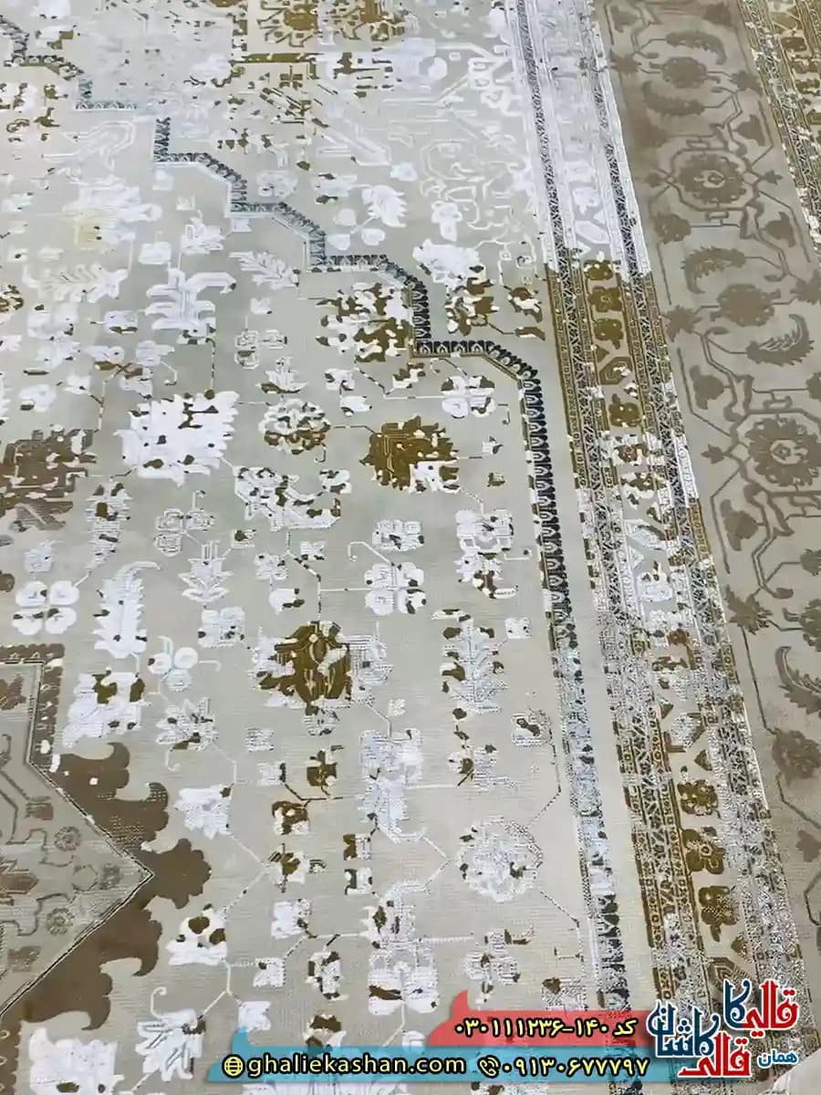 فرش وینتیج 1200 شانه طرح هریس رنگ فیلی ترمه ای گل برجسته کاشان — تصویر ۴