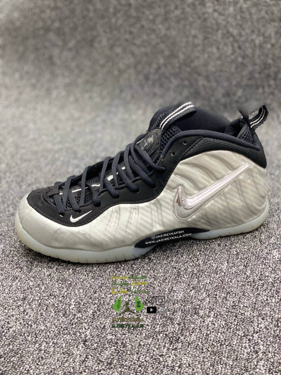 کتونی نایک ایر فومپوزیت وان مشکی Nike Air Foamposite one نقره ای — تصویر ۲