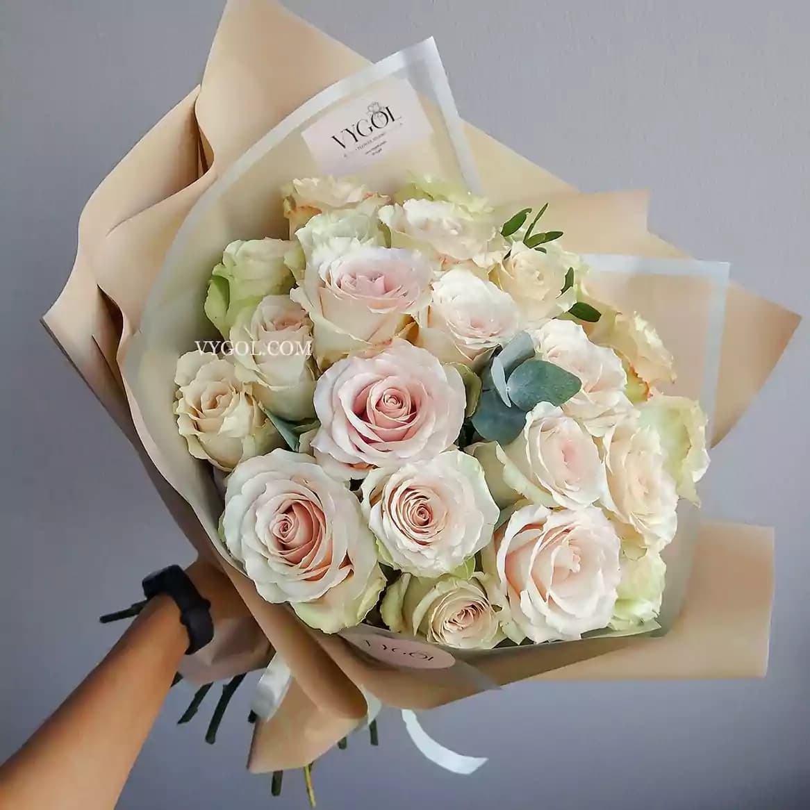 دسته گل رز Lovely rose | ویگُل