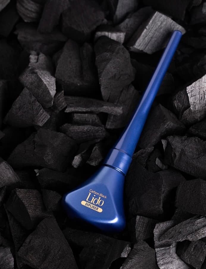 خط چشم کوزه ای ماژیکی لیدو مدل Carbon Black