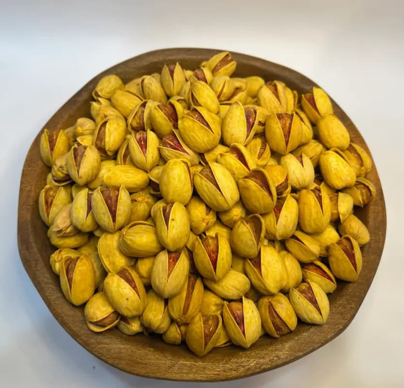 پسته فندقی توچین نمکی زعفرانی — تصویر ۲