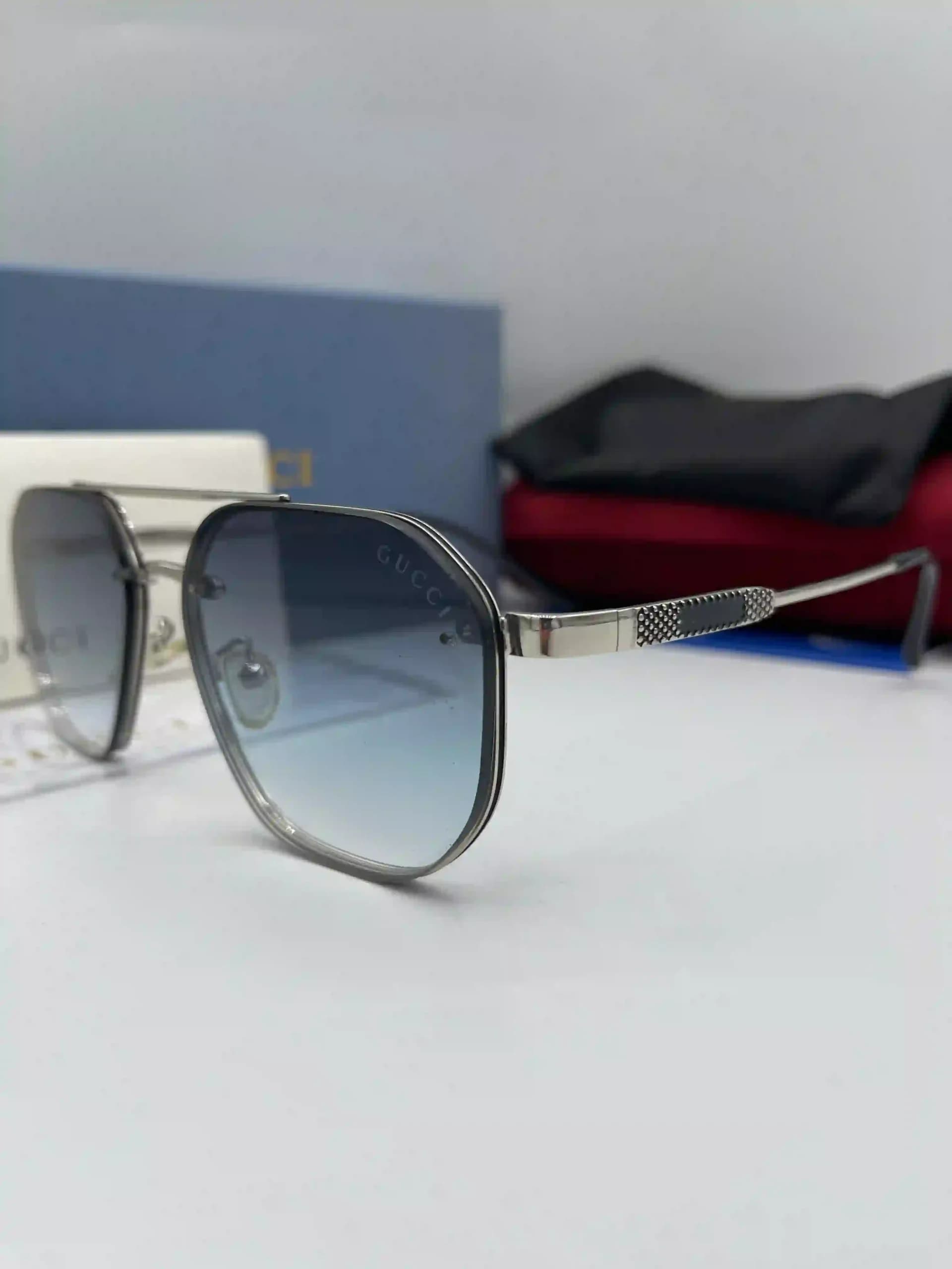عینک آفتابی گوچی (Gucci) دابل بریج ریم‌لس با لنز گرادیانت — تصویر ۲
