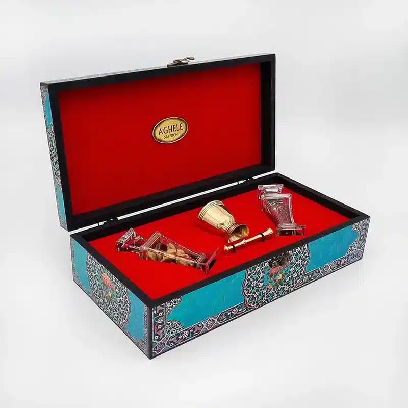 پک زعفران کادویی سوپرنگین 1 گرمی به همراه هل و هاون (کد 187)