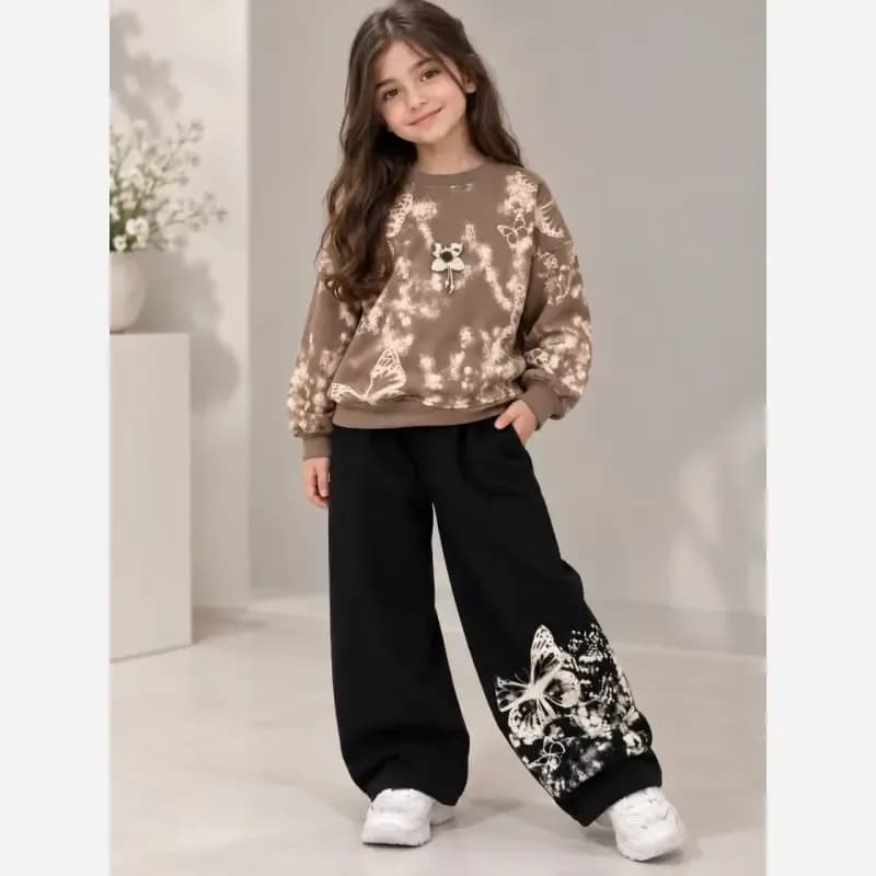 ست بلوز و شلوار دخترانه دورس طرح پروانه رنگ سفید کرم شکلاتی سایز 45 تا 65 — تصویر ۲