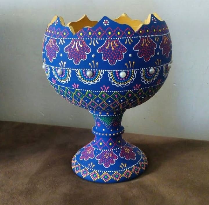 ظرف پایه دار سفالی کد 10774