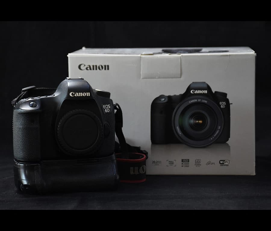 دوربین Canon 6D بدنه به همراه باتری گریپ دست دوم — تصویر ۵