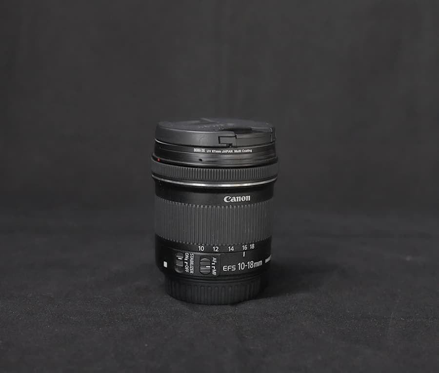 لنز Canon 10-18mm دست دوم — تصویر ۲