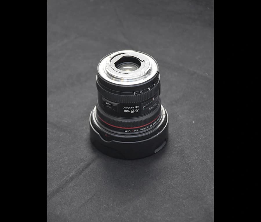 لنز Canon Fish Eye 8-15mm EF F4 L USM بدون کارتن دست دوم — تصویر ۳