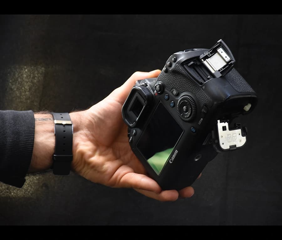 دوربین Canon 6D بدنه دست دوم — تصویر ۶