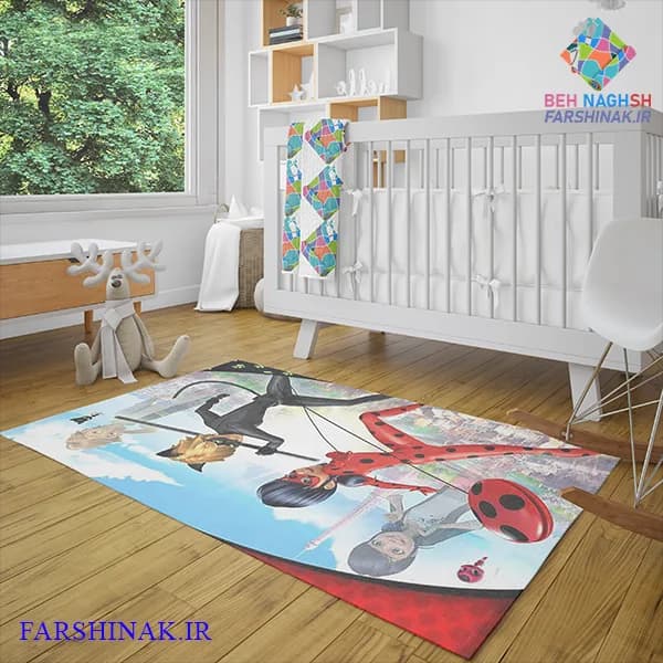 فرشینه اتاق کودک طرح دختر کفشدوزکی و گربه سیاه کد C125 سری جدید — تصویر ۲
