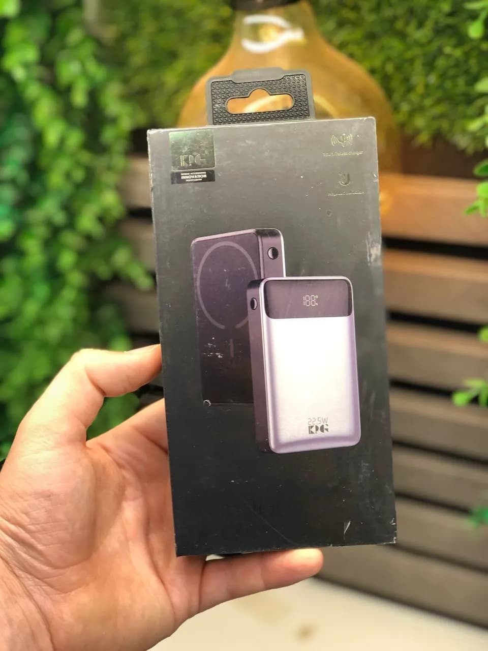 پاوربانک وایرلس مگ سیف KPG مدل WPG108 ظرفیت 10000 — تصویر ۲