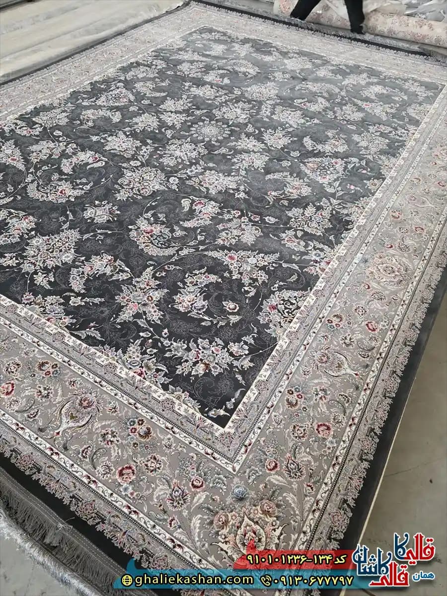 فرش 1200 شانه طرح افشان نارسیس رنگ مشکی زغالی کاشان — تصویر ۲