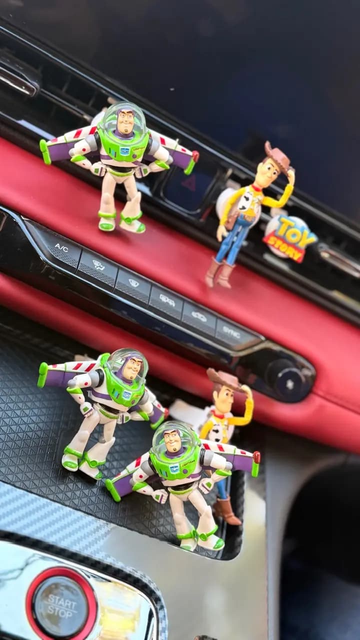 خوشبو کننده خودرو طرح Toy Story (کدa0349) — تصویر ۳