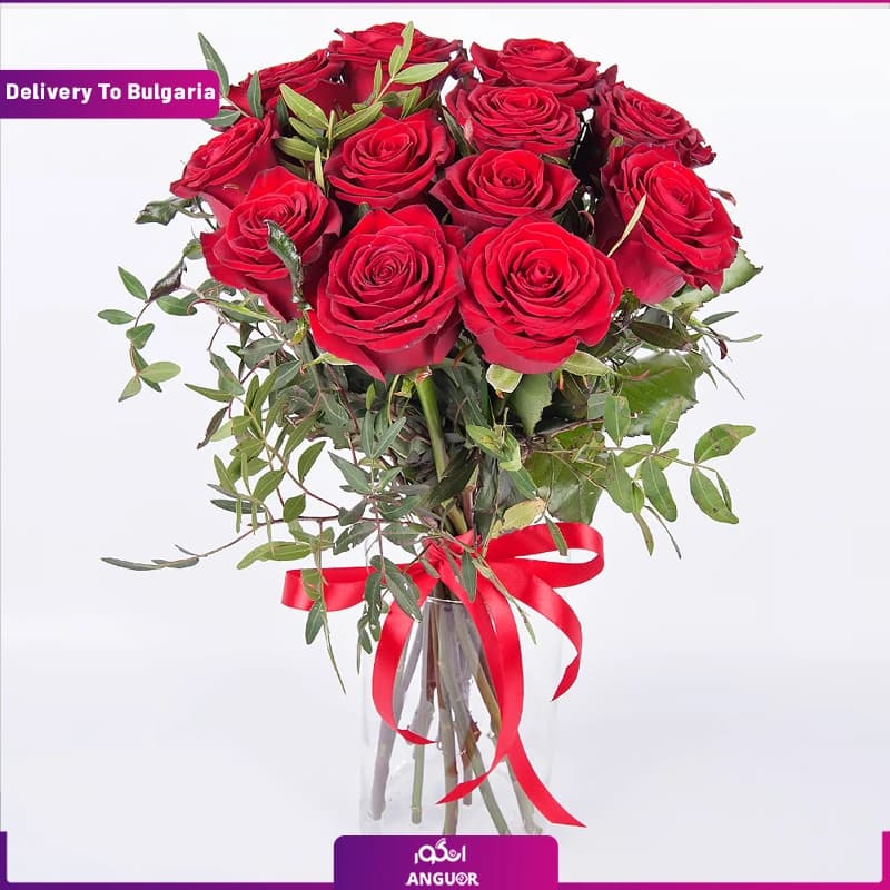 دسته گل رز قرمز 12 شاخه (تحویل در بلغارستان)