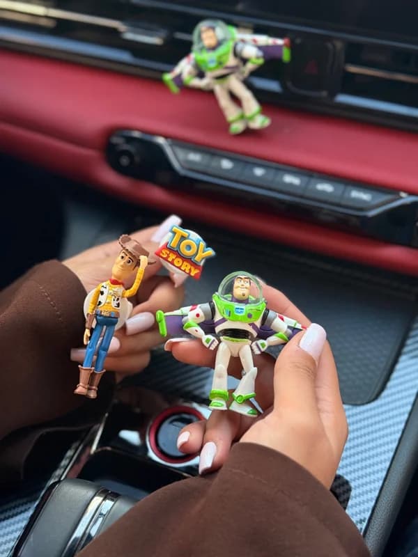 خوشبو کننده خودرو طرح Toy Story — تصویر ۳