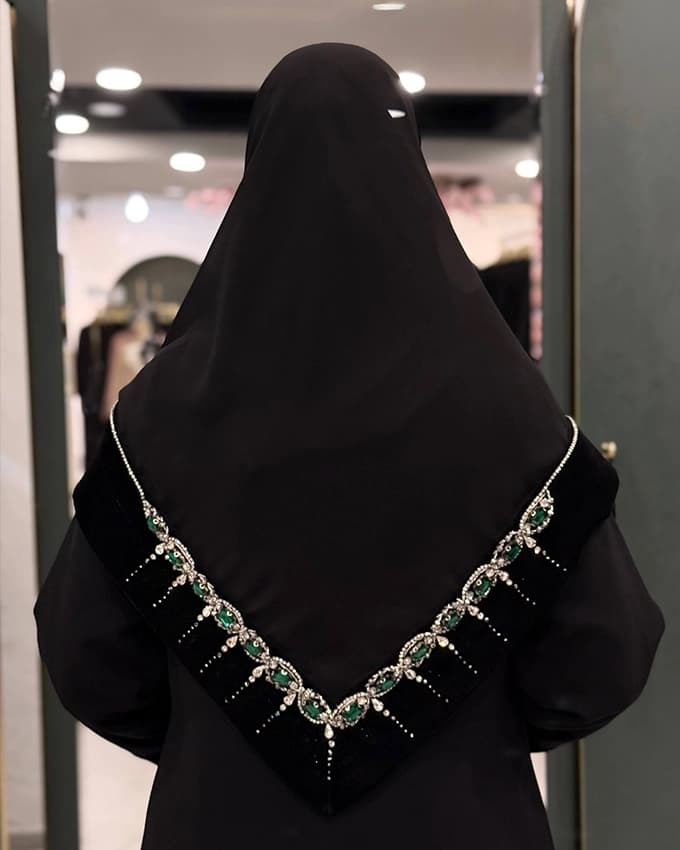 روسری حریر حاشیه مخمل ترمه