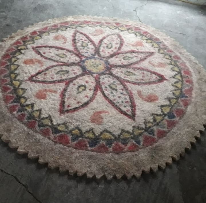 نمد گرد یک متری کد 10545