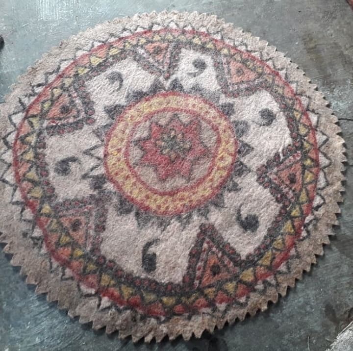 نمد گرد یک متری کد 10509
