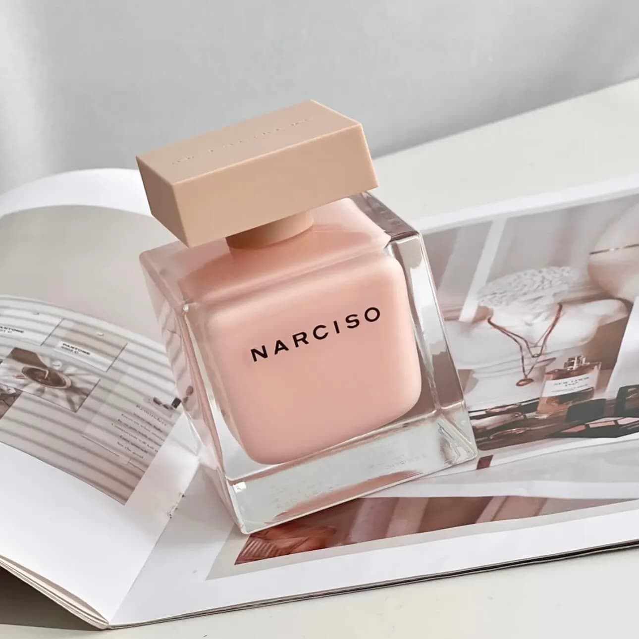 عطر (ادکلن) نارسیسو رودریگز پودری، 90 میل | Narciso Rodriguez Poudrée — تصویر ۸