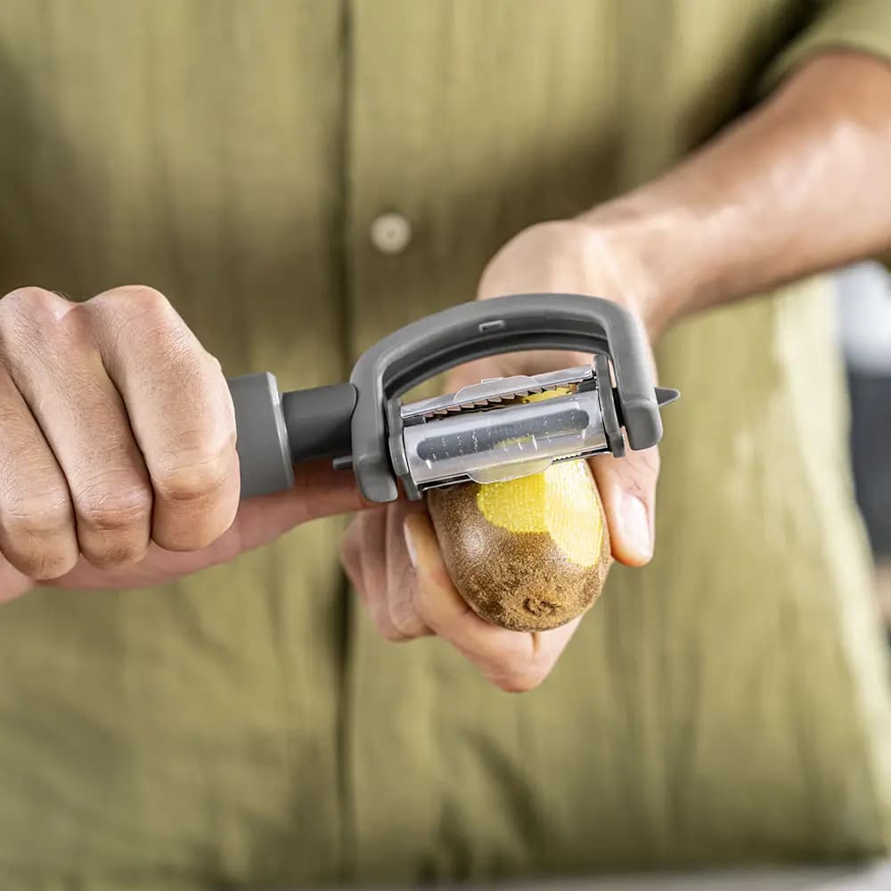 پوست کن سه تیغه زولینگ مدل ZWILLING Z-Cut 5-in-1 Peeler — تصویر ۵