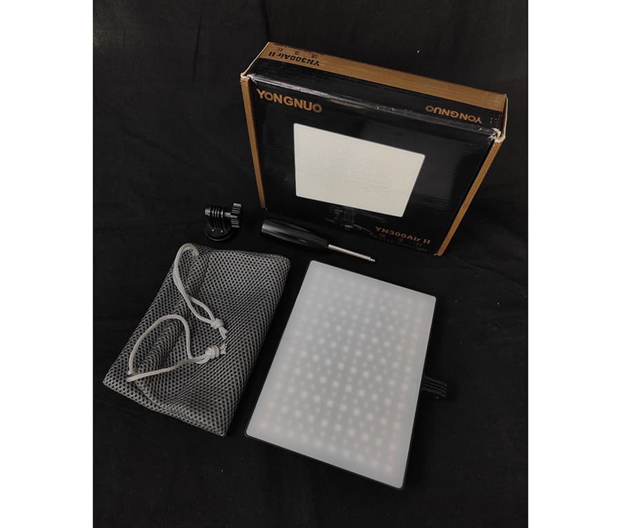 نور عکاسی Yongnuo YN300 Air II RGB دست دوم
