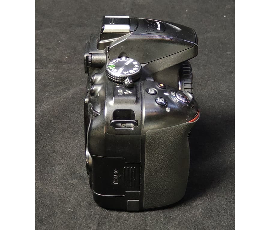دوربین Nikon D5300 18-55mm دست دوم — تصویر ۴