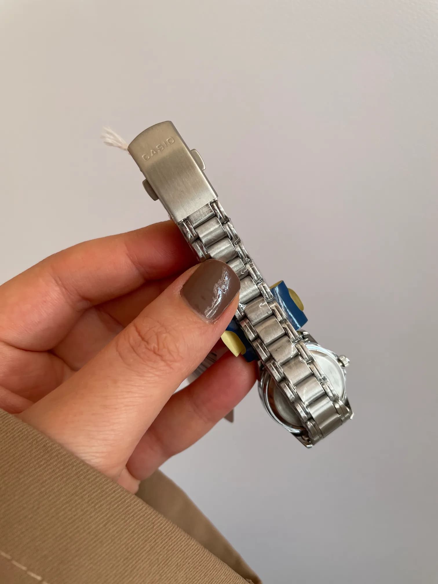 ساعت مچی زنانه CASIO صفحه مشکی — تصویر ۴
