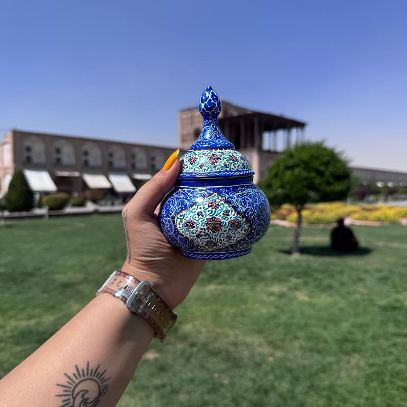 ست قندان و فنجان و سینی میناکاری — تصویر ۳