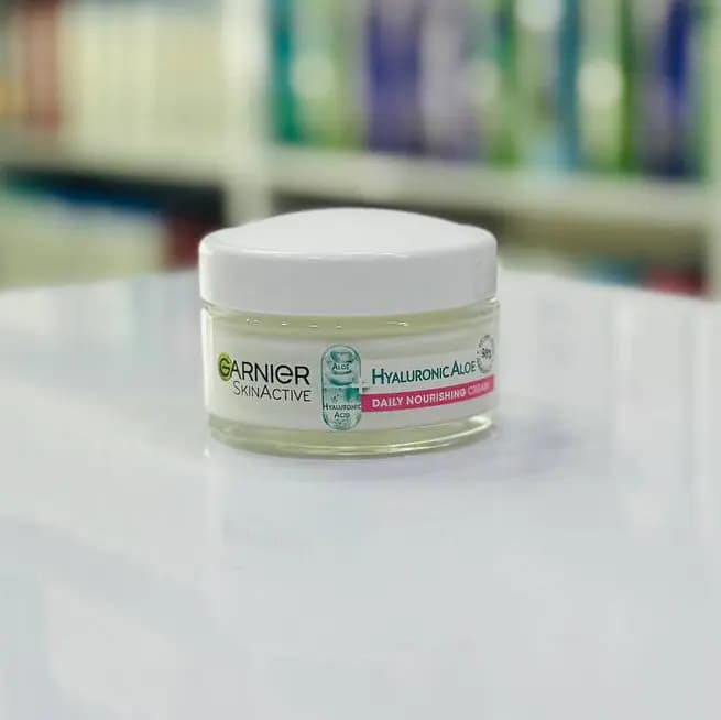 کرم آبرسان روزانه مناسب پوست خشک و حساس گارنیر 50 میل — تصویر ۵