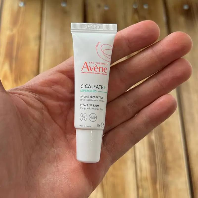 بالم لب سیکالفیت پلاس اون Avène حجم 10 میل — تصویر ۵