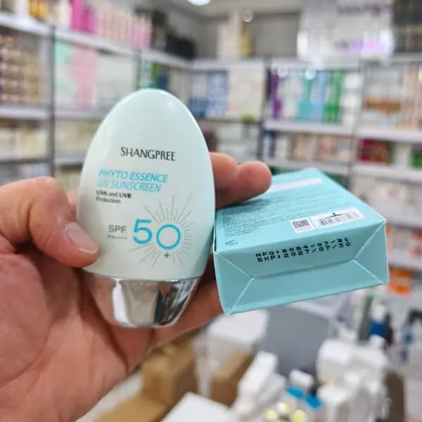کرم ضد آفتاب بی رنگ SPF 50 شانگپری 60 میل — تصویر ۱۲