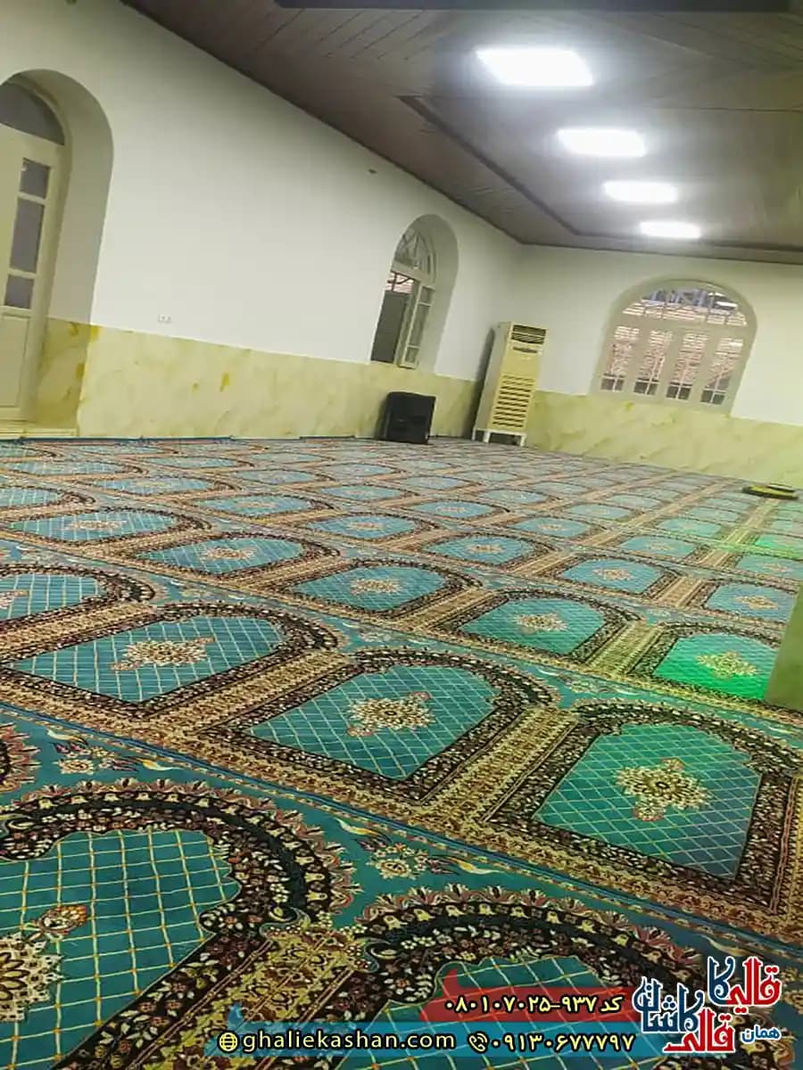 فرش مسجد 700 شانه طرح فردوس رنگ آبی فیروزه ای کاشان — تصویر ۴