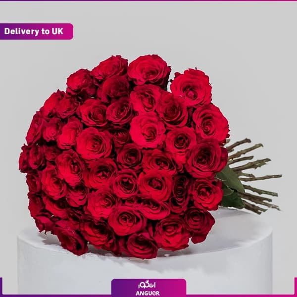 دسته گل 50 شاخه رز قرمز (تحویل در انگلستان)