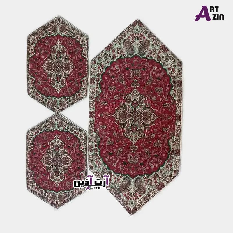 ترمه رومیزی سه تکه قرمز یزد طرح شاه عباسی کد: 1653