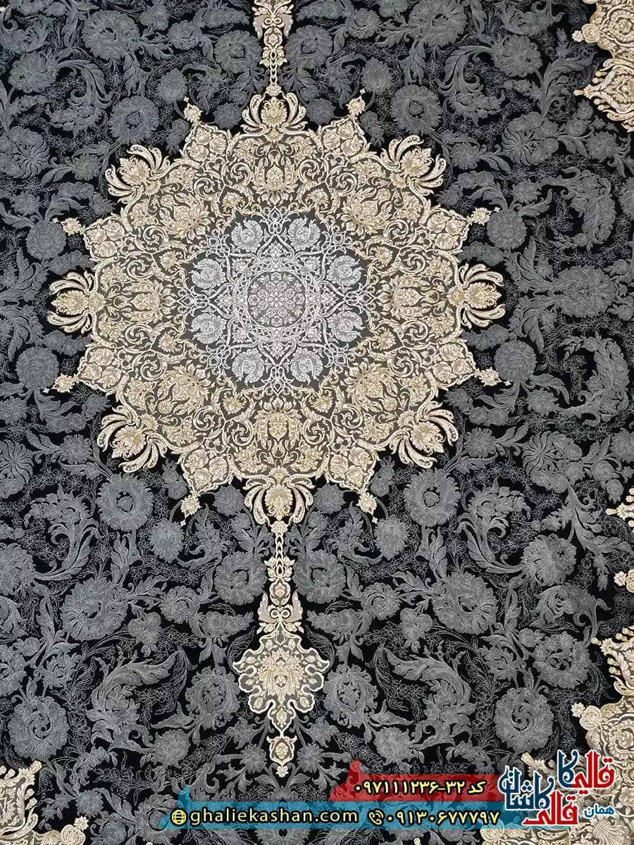 فرش طلاکوب 1200 شانه طرح مهسان رنگ سرمه ای گل برجسته کاشان — تصویر ۴