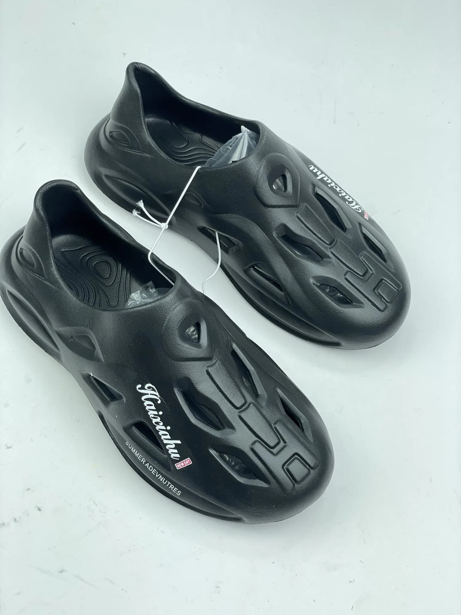 اسلیپر ادیداس یززی adidas yeezy تزریق eva ایویا مشکی دهنه دار — تصویر ۲
