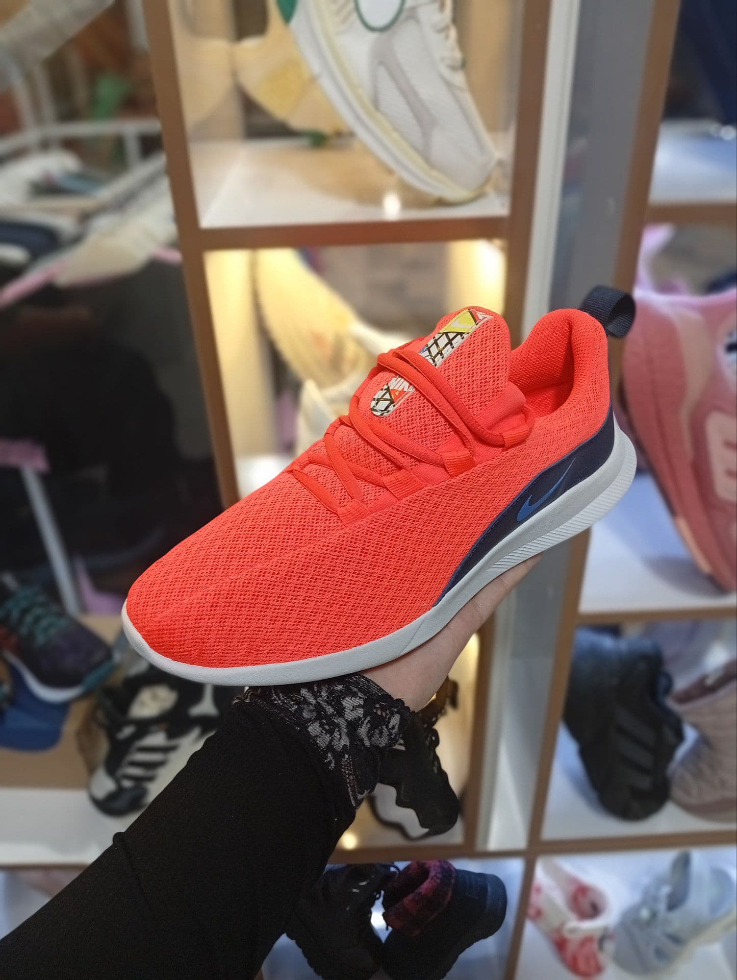 کتونی زنانه Nike مدل Tanjun — تصویر ۴