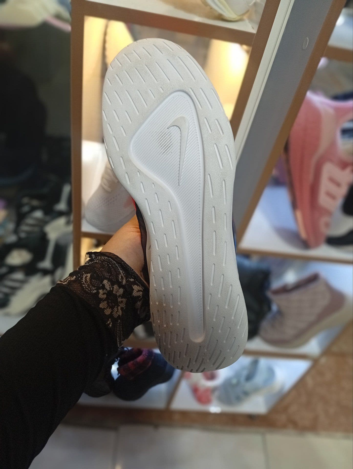 کتونی زنانه Nike مدل Tanjun — تصویر ۵
