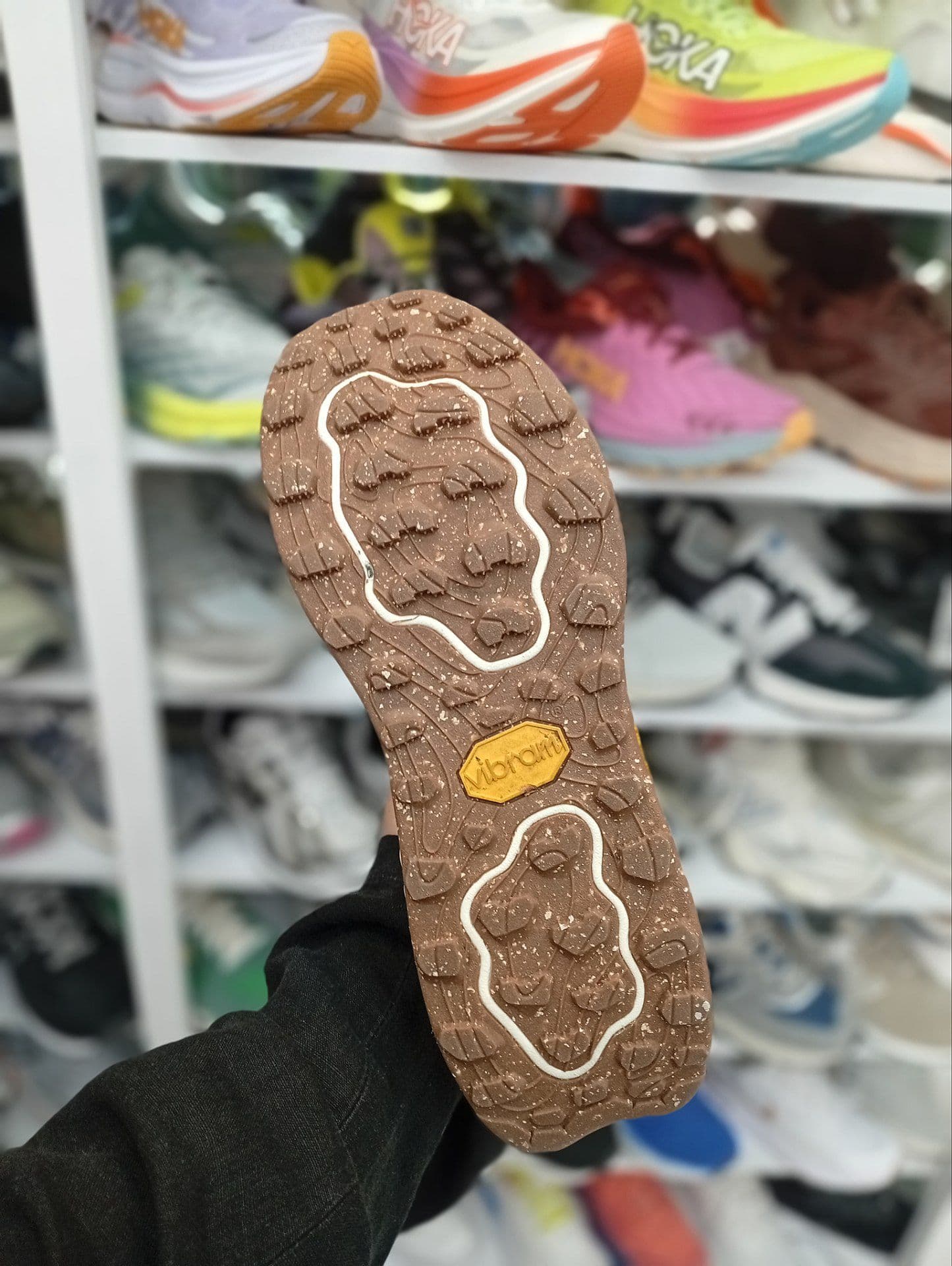 کتونی مردانه New Balance مدل Fresh Foam X Hierro Mid Gore-Tex — تصویر ۵