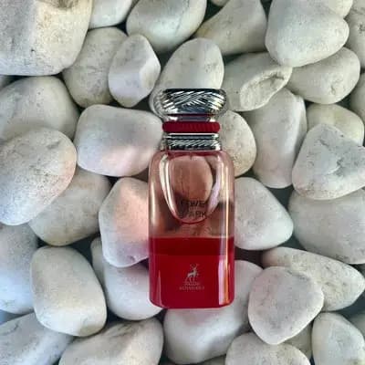 عطر ادکلن الحمبرا لاو اسپارک ( الکتریک چری) | Maison Alhambra Love Spark — تصویر ۵