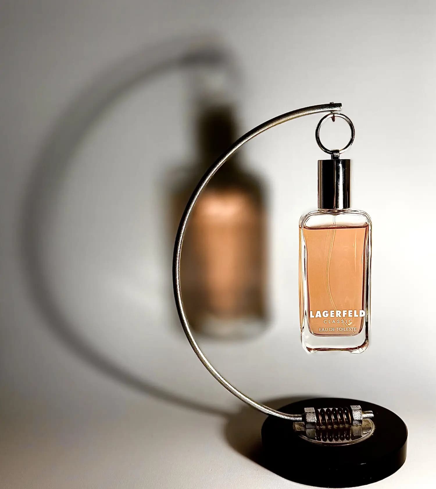 عطر ادکلن کارل لاگرفلد کلاسیک 100 میل اصل | Karl Lagerfeld Lagerfeld Classic — تصویر ۷