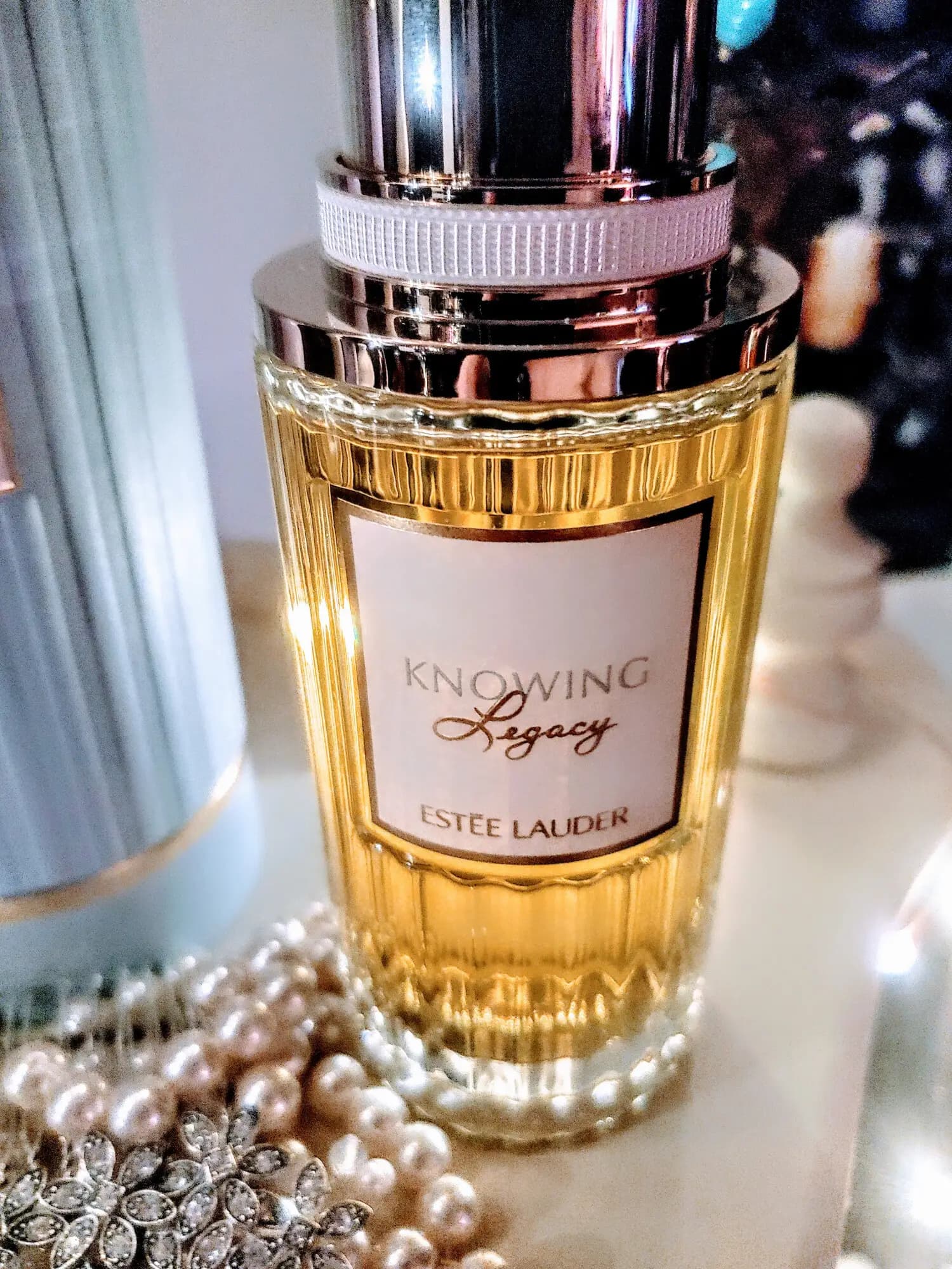 عطر ادکلن استی لودر نویینگ اصل | Estee Lauder Knowing Legacy — تصویر ۴