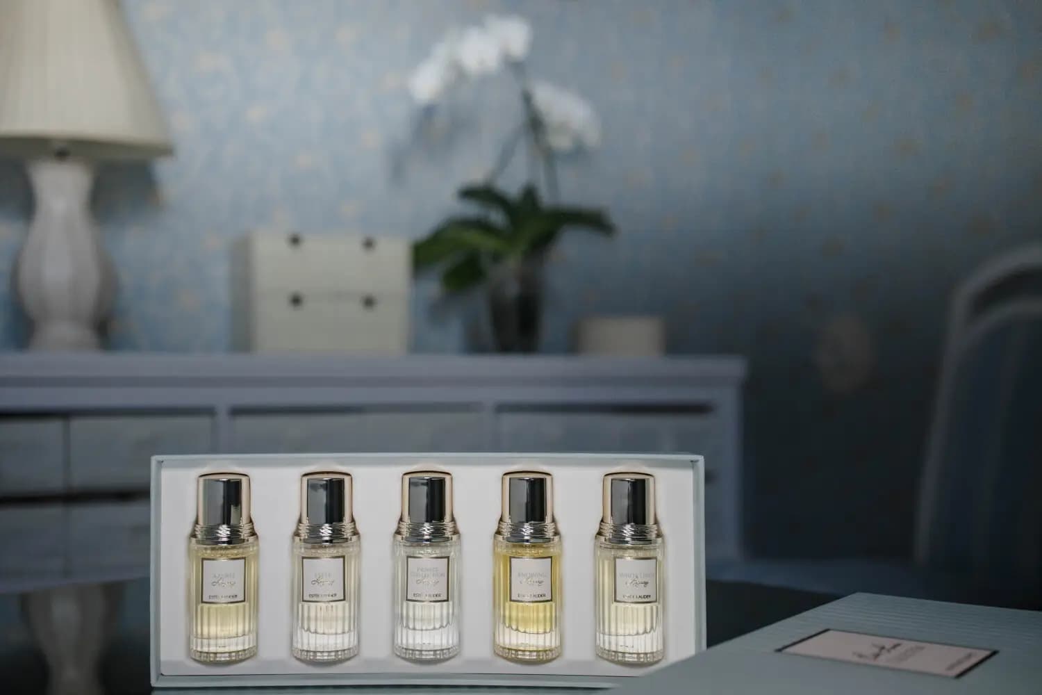 عطر ادکلن استی لودر نویینگ اصل | Estee Lauder Knowing Legacy — تصویر ۵
